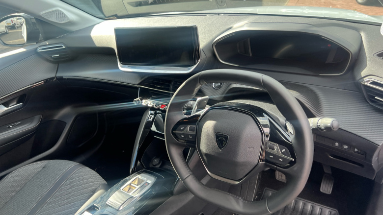 Peugeot 208 1.2 Hybrid 100 Allure 5dr e-DSC6 Petrol Hatchback